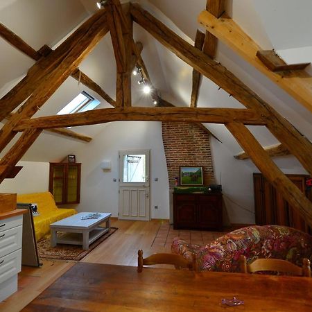 Gite De La Vallee Saint-Hilaire-la-Gravelle المظهر الخارجي الصورة